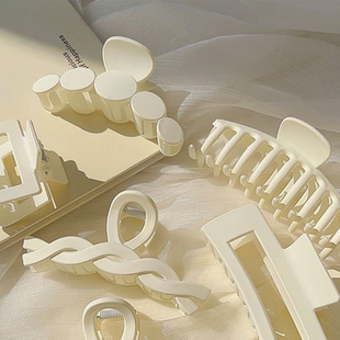 2025年白色系抓夹女后脑勺发夹头发鲨鱼夹子大号气质发卡头饰