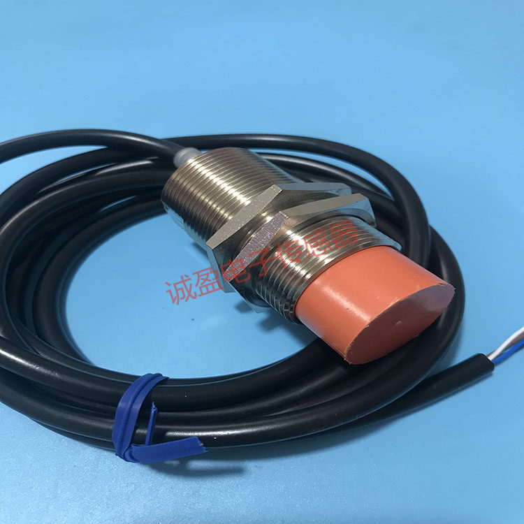 二手欧姆龙金属感应接近开关传感器e2e-x30mb3tl30现货