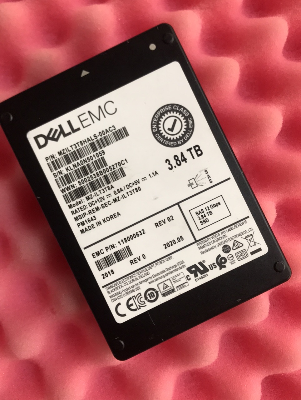 DELL EMC PM1643 3.84T企业级 SSD硬盘 MZ-ILT3T8A 118000632