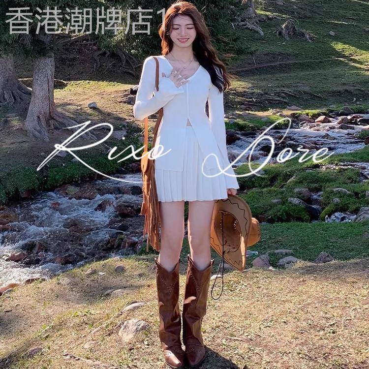 RIXO DORE法式气质V领喇叭袖长袖上衣百搭显瘦百褶半身裙两件套女