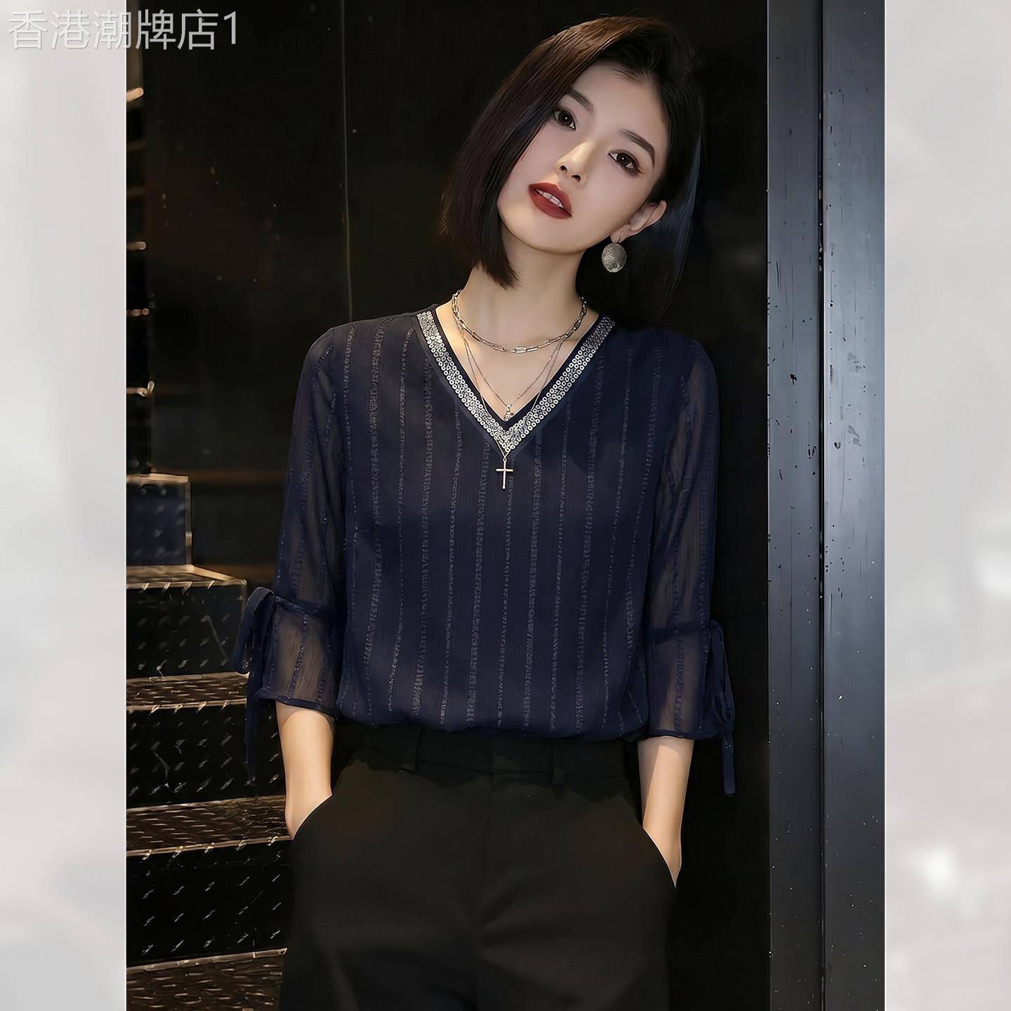 绝美别致V领条纹七分袖衬衫女装夏季2026年新款通勤精致小众上衣