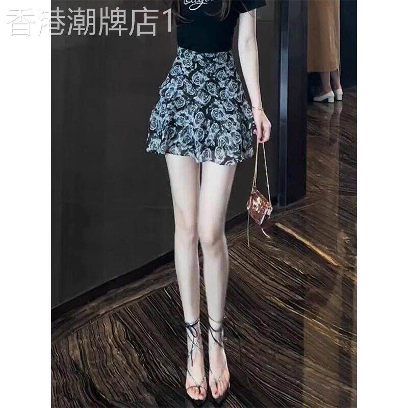 碎花半身裙女夏季薄款2026新款高腰显瘦荷叶边复古气质百搭短裙子