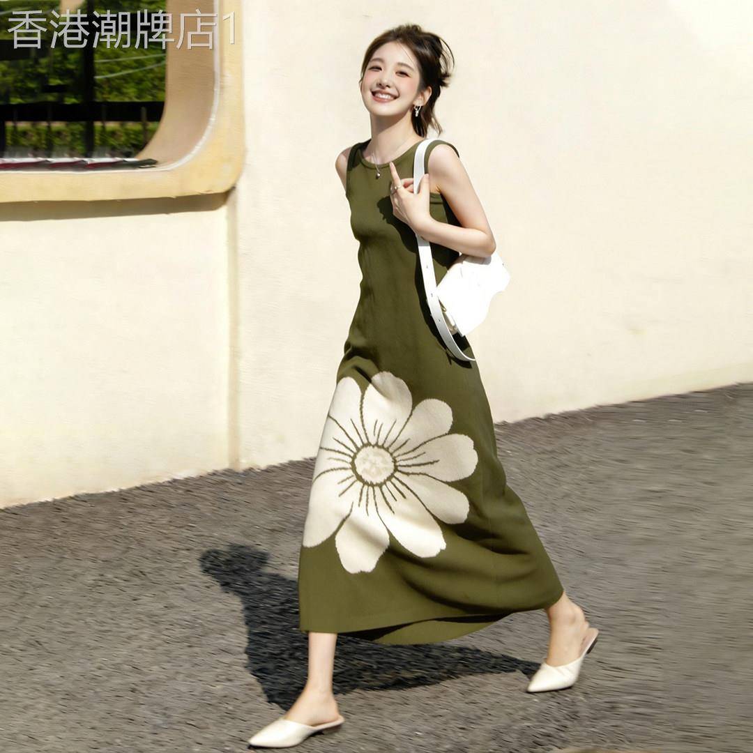 法式绿色无袖提花连衣裙女2026夏季新款超好看独特漂亮背心长裙子