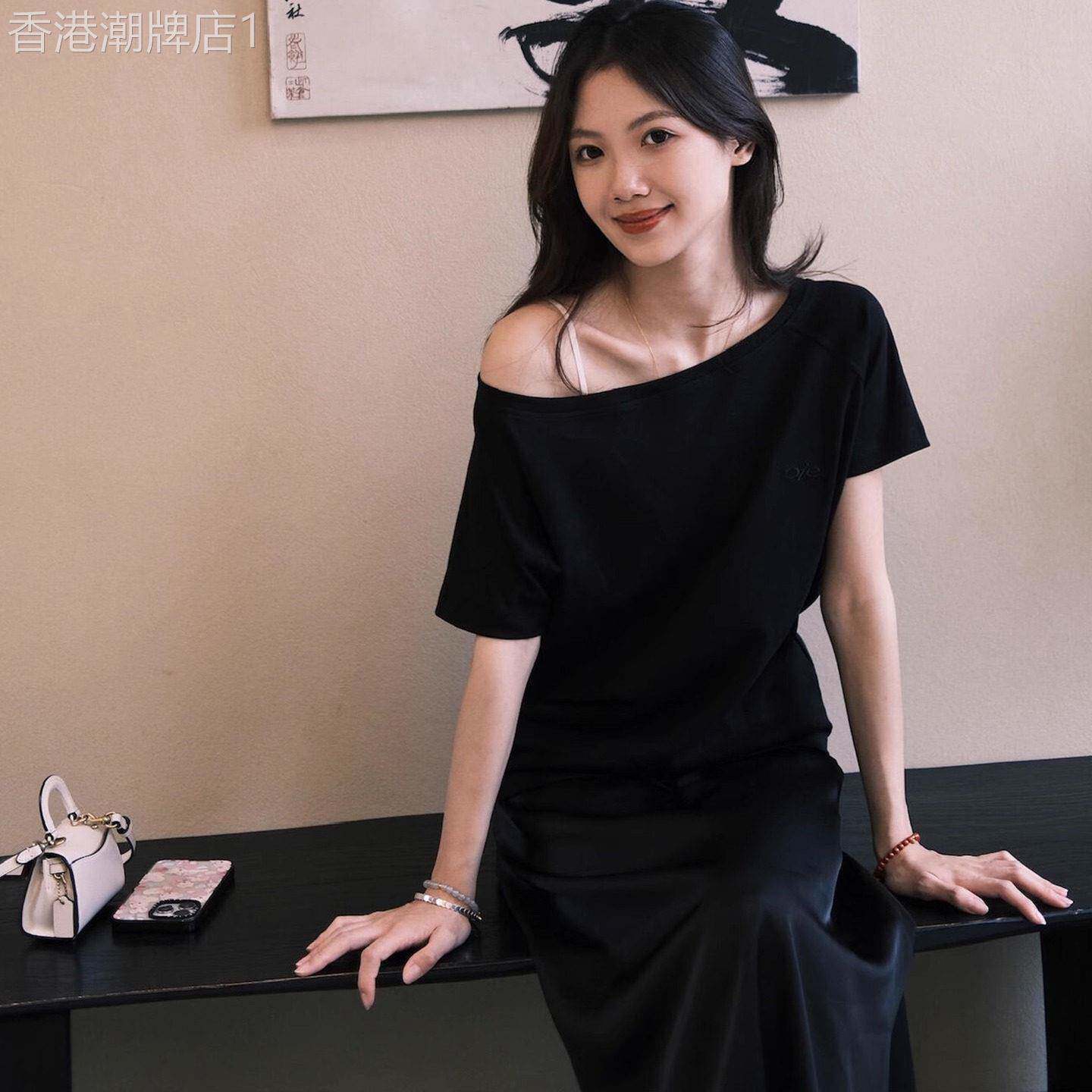 黑色短袖T恤女夏季薄款2026新款宽松显瘦设计感露肩半袖T恤上衣