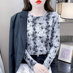 春秋冬季新款圆领长袖T恤女打底衫内搭百搭修身显瘦时尚秋衣外穿