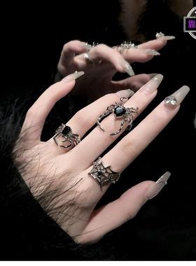 欧美暗黑复古黑色宝石蜘蛛指甲戒