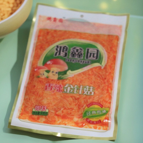 鸿鑫园香辣金针菇每袋250g