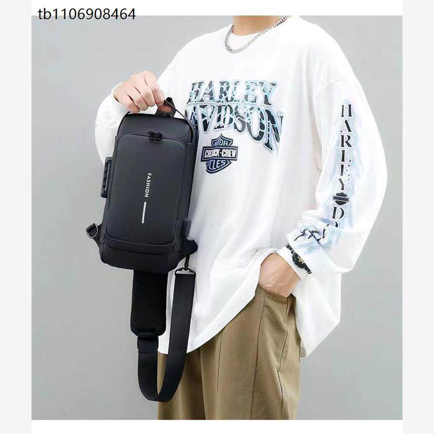 密码锁防盗男包男士胸包休闲运动小背包单肩斜挎包包机车包潮肩包