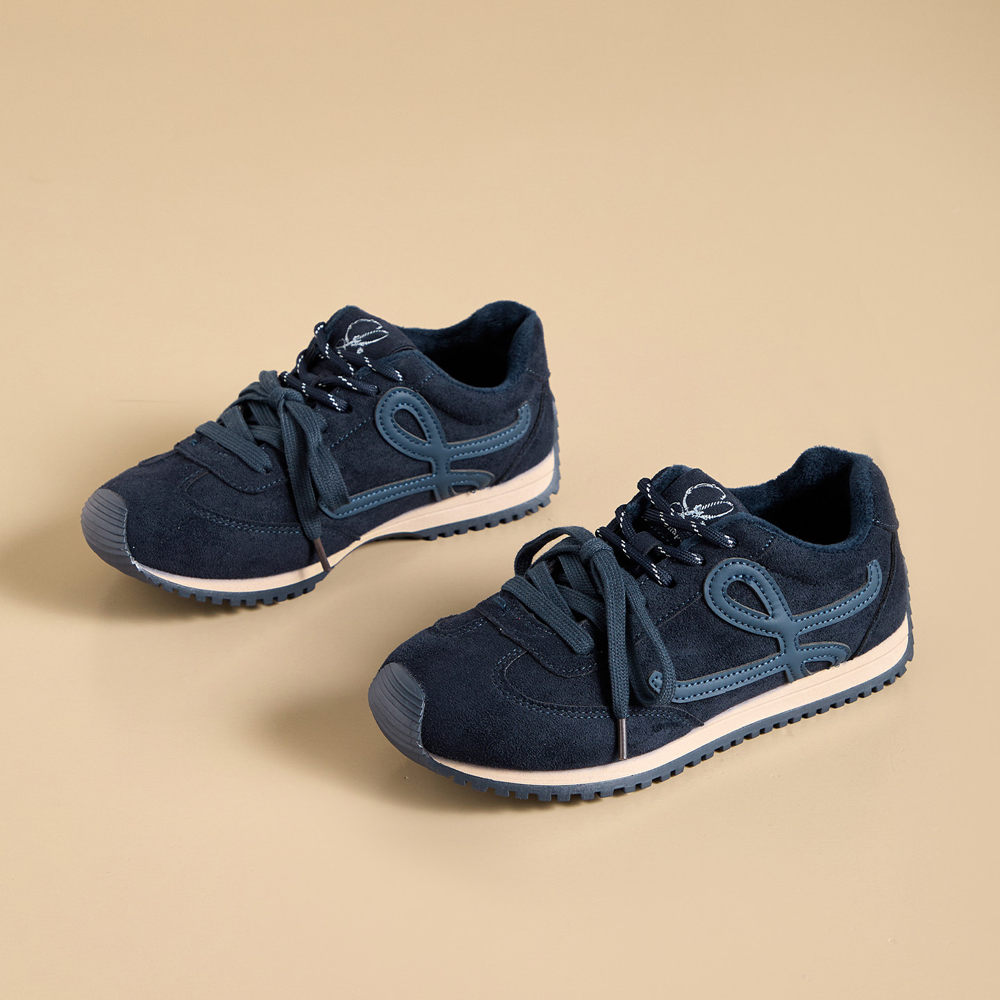 女冬季加绒保暖阿甘鞋休闲运动软底耐磨系带圆头平底鞋,女鞋,时尚休闲鞋,淘宝优惠券,粉丝福利购,淘宝优惠卷