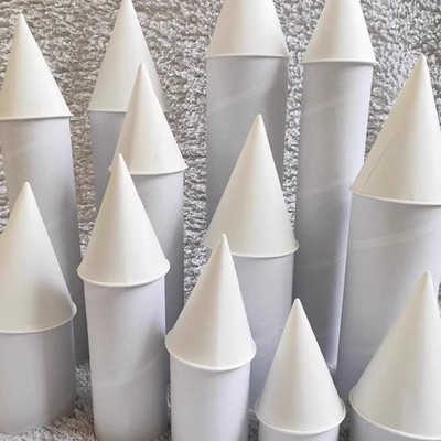 白色圆锥纸筒手工益智城堡