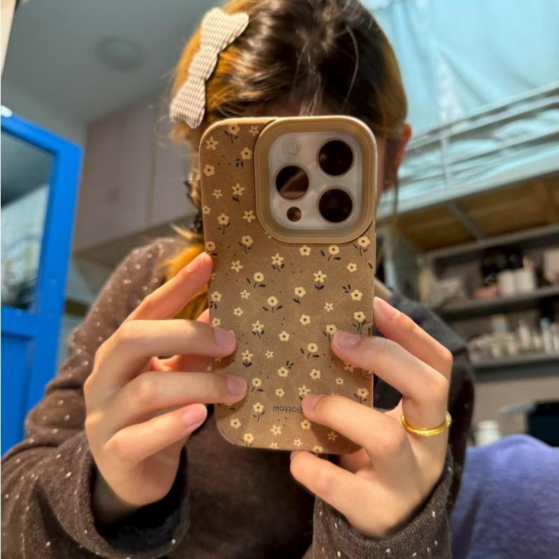 【秋冬上新】高级感翻毛皮手机壳
