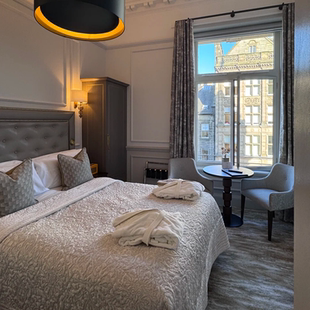 爱丁堡夏洛特广场金普顿喜来登水疗W酒店预订1晚特惠套餐含双早