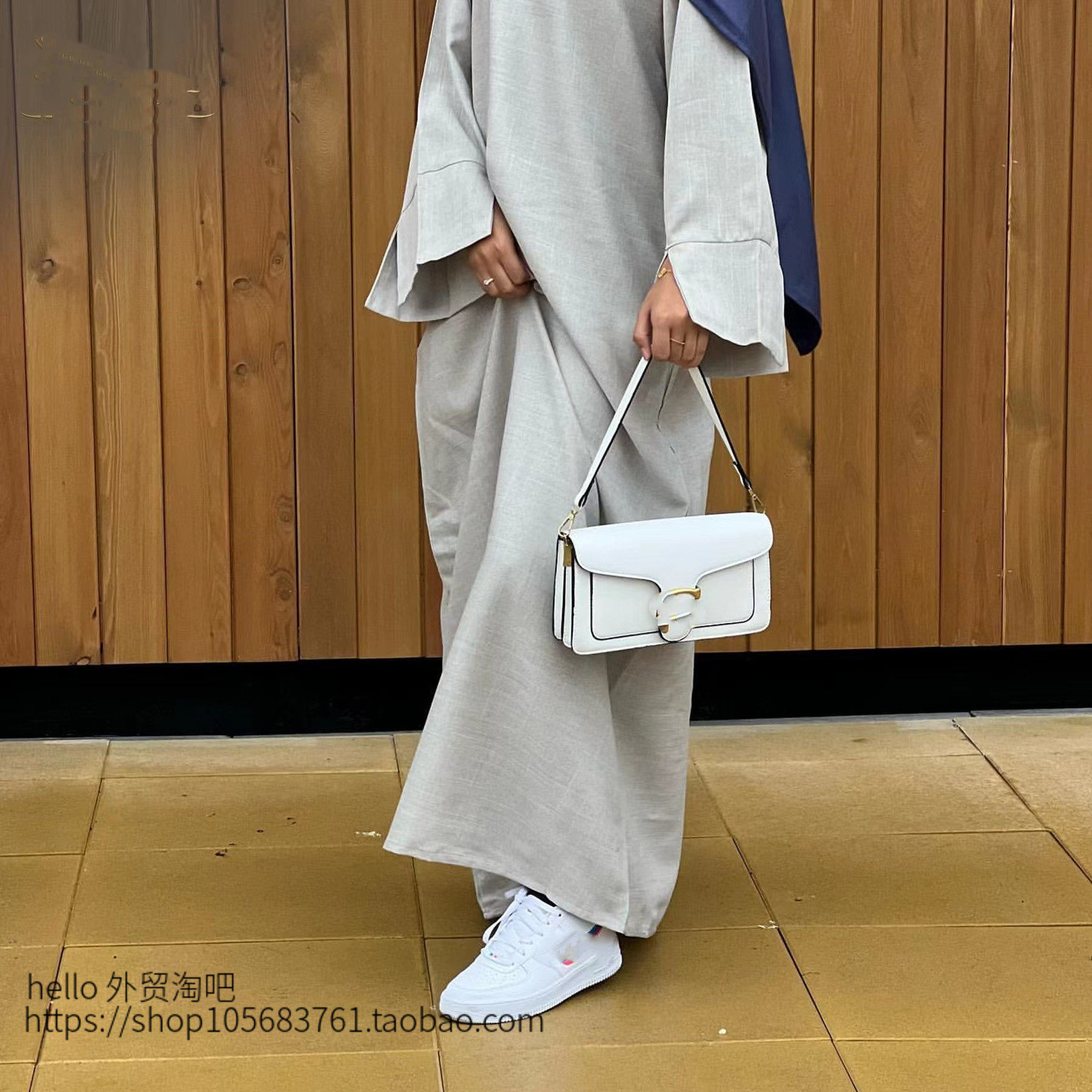 新款中东圆领纯色宽松修身连衣裙Solid color loose fitting dres