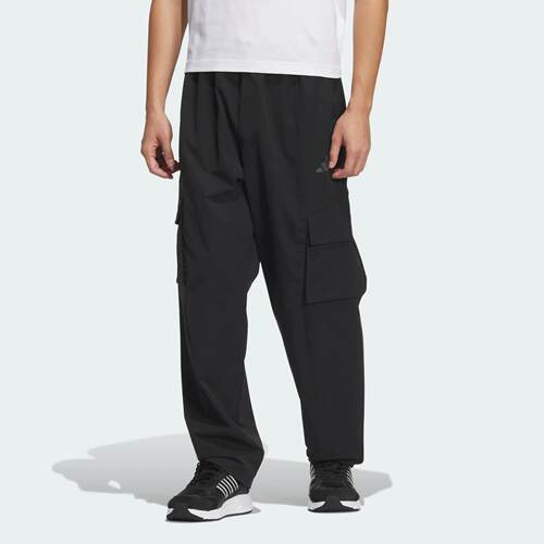 Adidas/阿迪达斯 男子宽松拒水防泼运动休闲直筒裤 JM9159