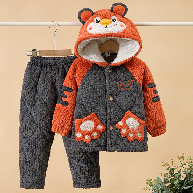 男童冬款睡衣珊瑚绒加厚小孩家居服三层夹棉中大童法兰绒儿童套装