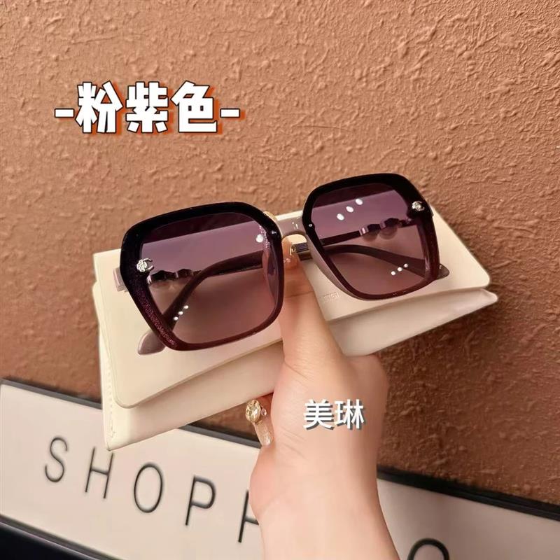 Lu美琳清偏光定细闪自带妆容感时尚墨镜防晒防紫外线显脸小太阳镜