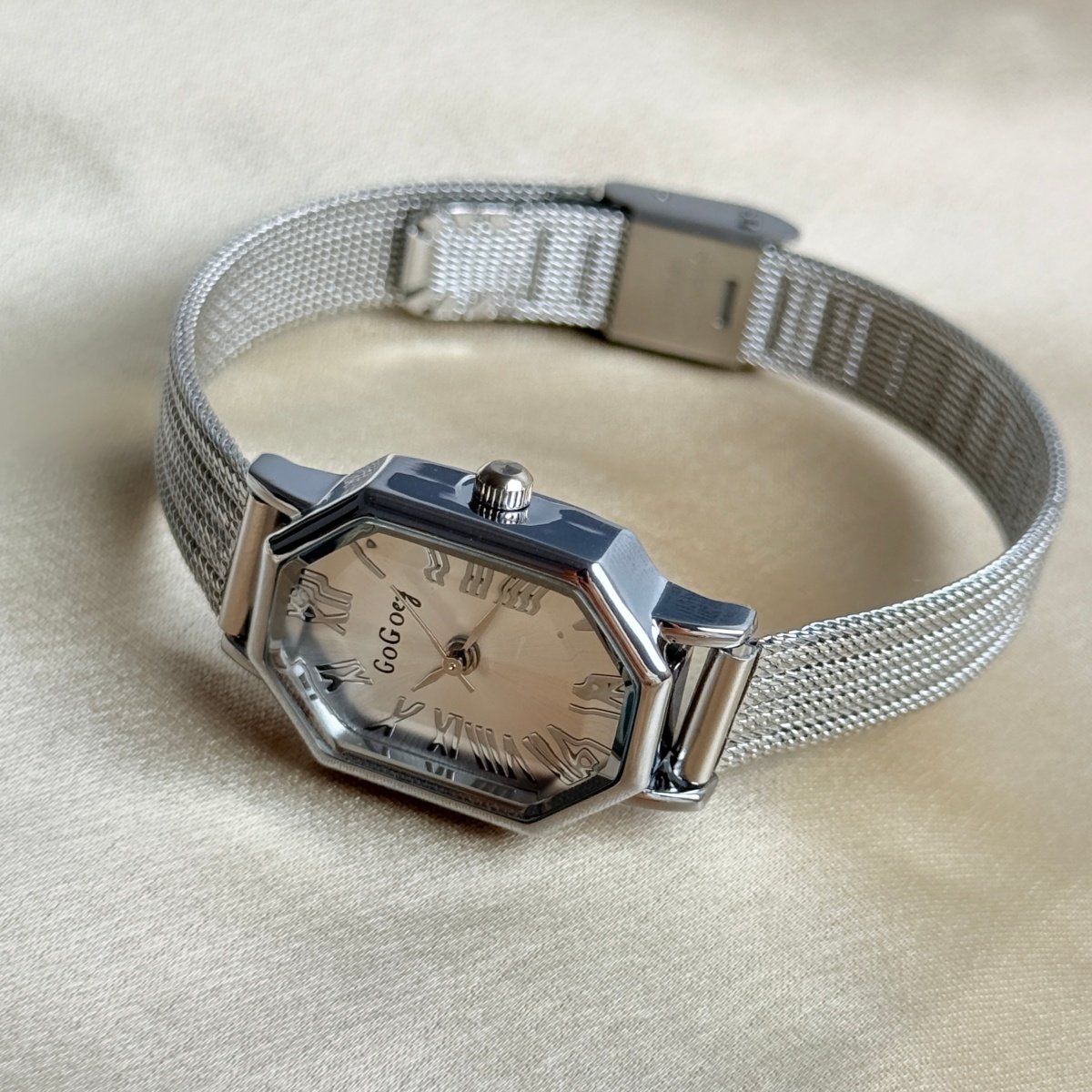 复古菱形罗马小表盘手表女款学生小众设计小巧精致高级感百搭皮带,手表,国产腕表,淘宝优惠券,粉丝福利购,淘宝优惠卷