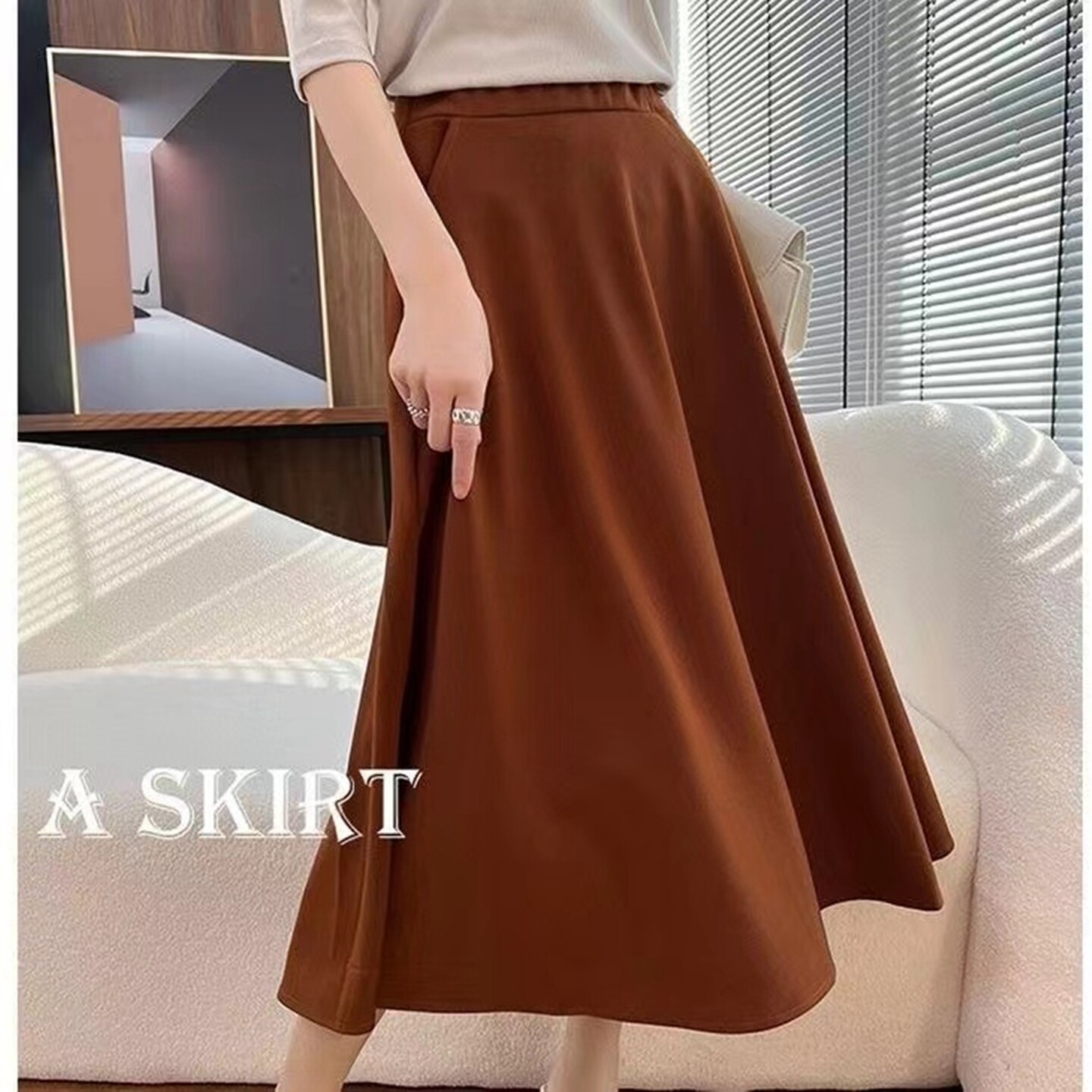 新款半身裙女时尚洋气设计感高腰a字裙高级感宽松秋冬黑色长裙