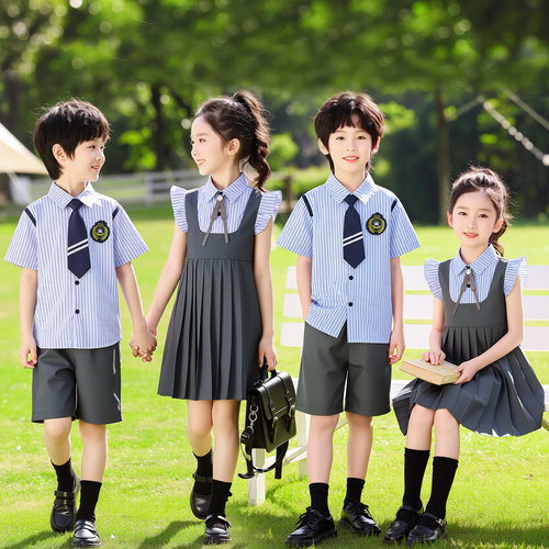英伦风小学生合唱比赛演出服