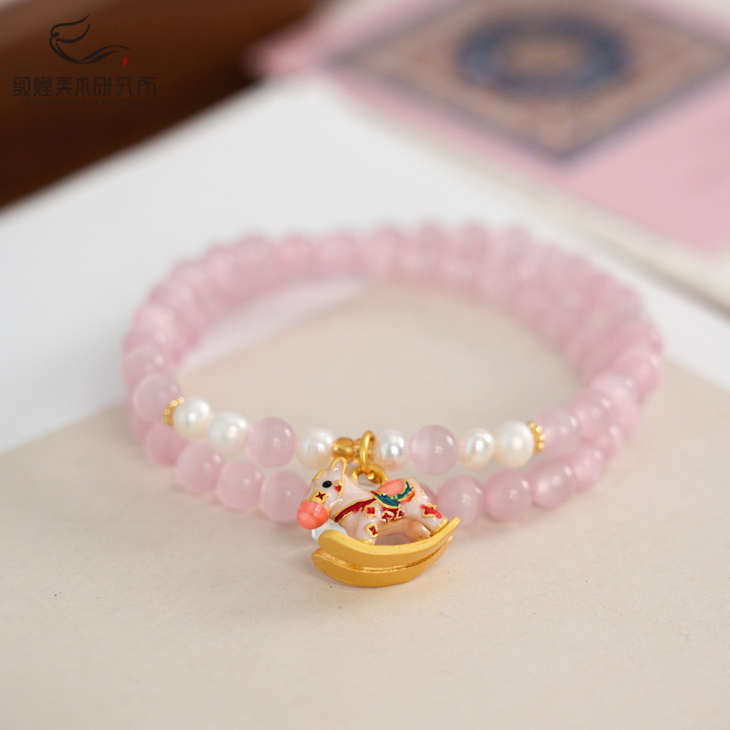 敦煌绮梦·归真木马猫眼石手串