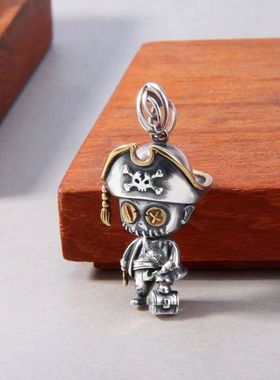 可转动海盗娃娃吊坠男个性复古风