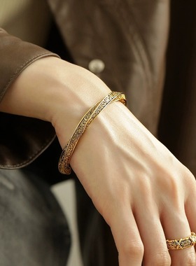 925银古金唐草纹莫比乌斯手镯女