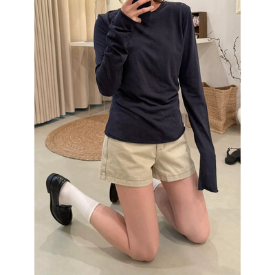 藏蓝色卷边休闲长袖T恤