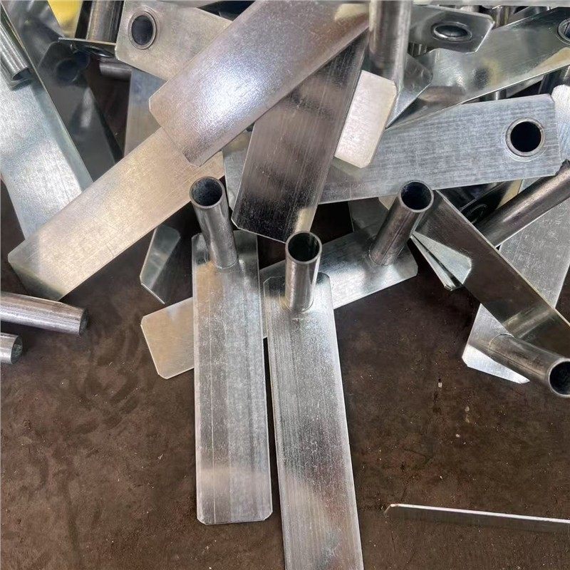 管卡 ALC隔墙板配件管卡 1.2厚 1.5厚管卡 alc隔墙板管片镀锌