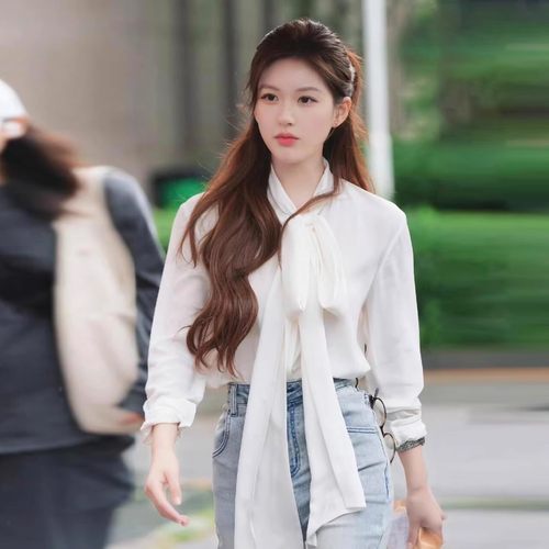 【赵露思许妍同款】许我耀眼 Clink Clunk秋季全真丝领巾绑带衬衫