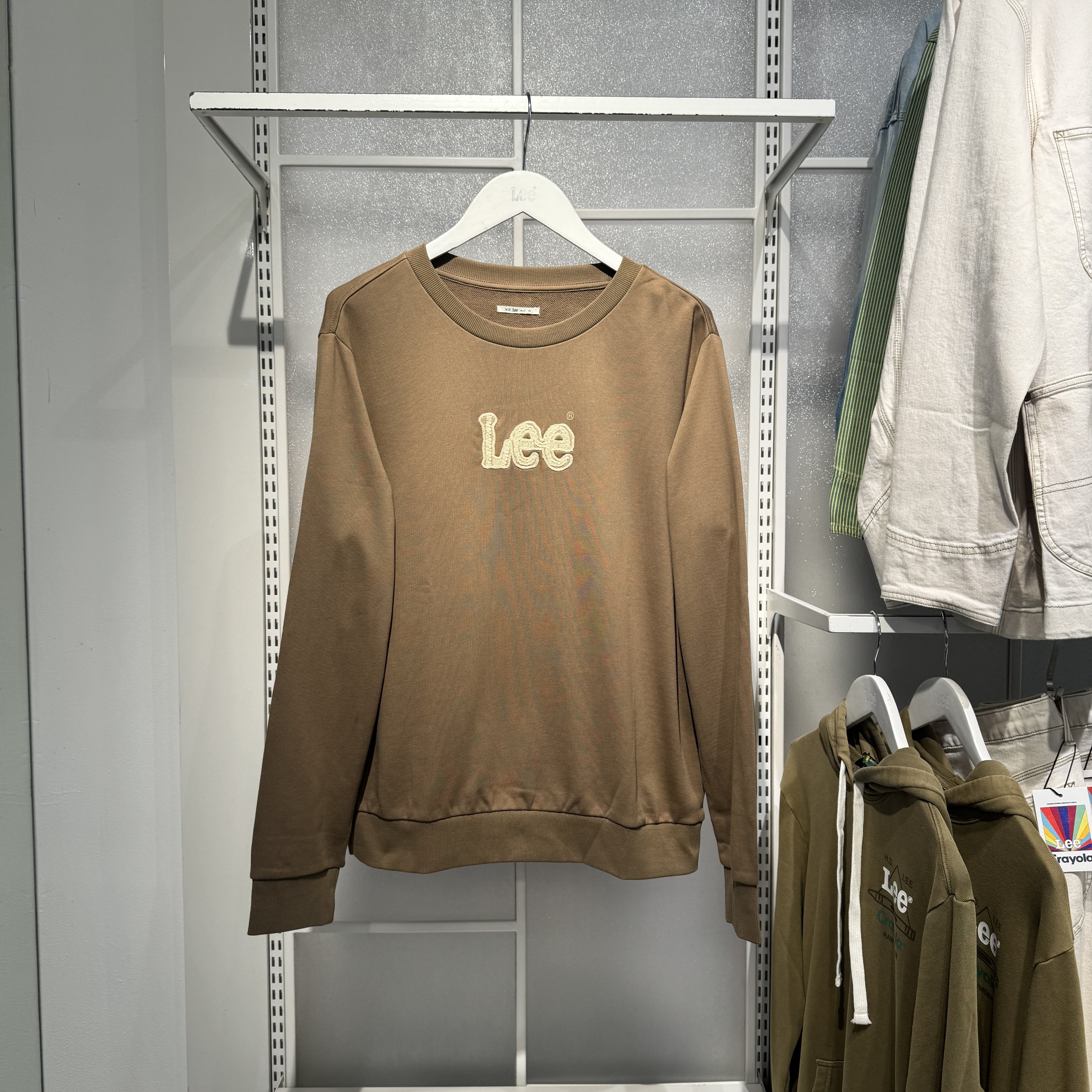 lee专柜正品女士秋冬咖啡色纯棉圆领卫衣LWT0041703RV00F-A00429
