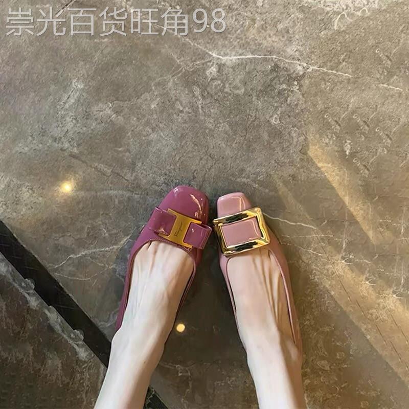 香港金属方头方扣蝴蝶结单鞋女2026春季新款平底粗跟粉红色跟鞋潮
