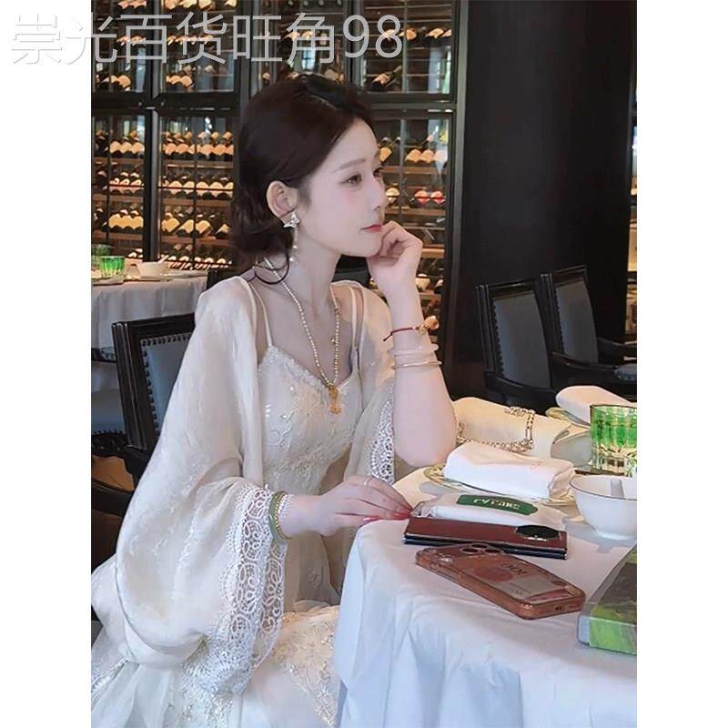白色超仙蕾丝防晒衣女夏季欧货时尚优雅温柔百搭薄外套开衫空调衫