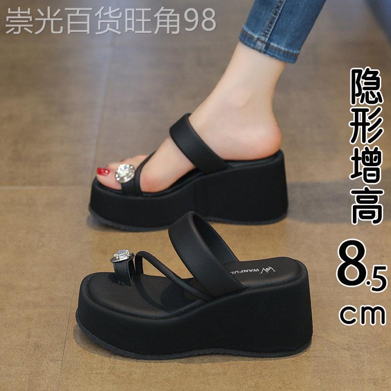 香港真皮厚底套趾凉拖鞋女夏外穿2026新款跛跟增高水钻沙滩一字拖