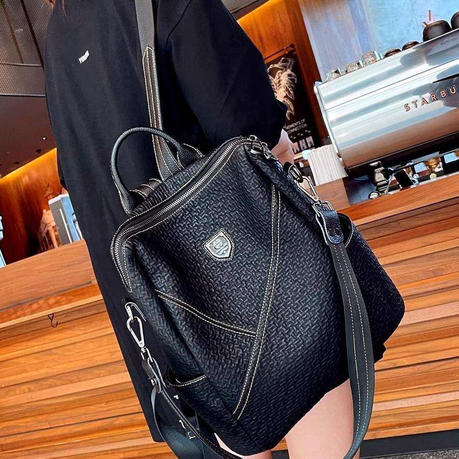 香港代购时尚真皮旅行双肩包女2024新款休闲轻便旅游牛皮女士背包