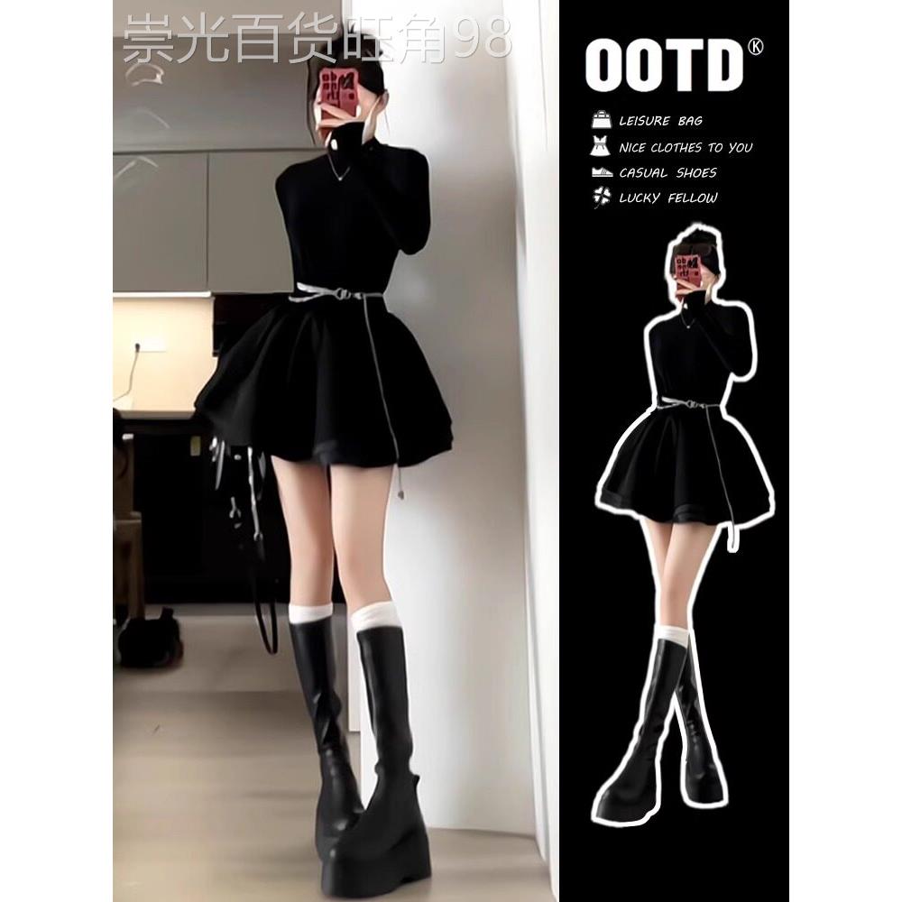 日系独特高级感黑色连衣裙女初秋新款法式显瘦内搭赫本风小黑裙子