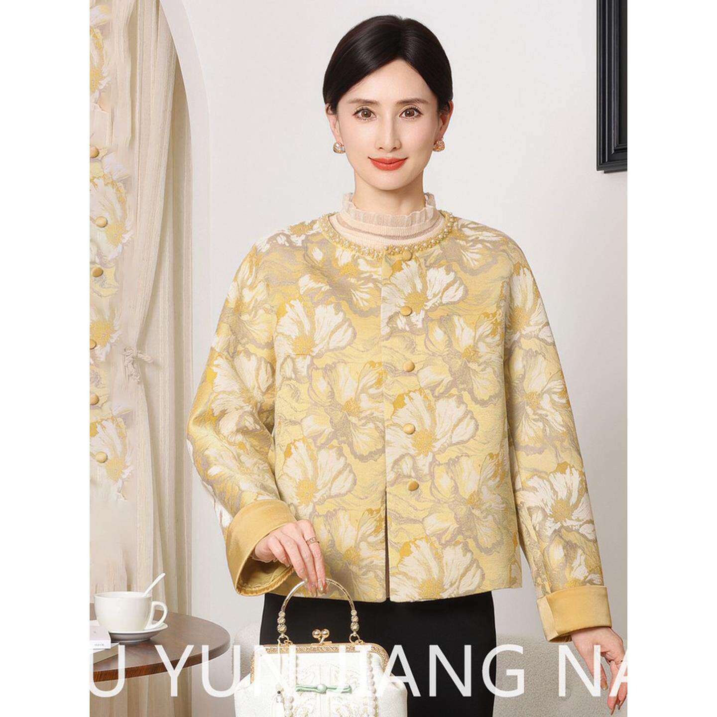 新中式妈妈春装休闲外套时尚中年花色圆领上衣中老年女装夹克开衫