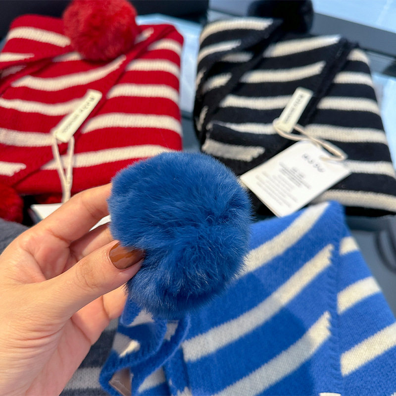 户外推荐可拆卸手工球球羊毛条纹三角巾圣诞主图红色保暖户外用品