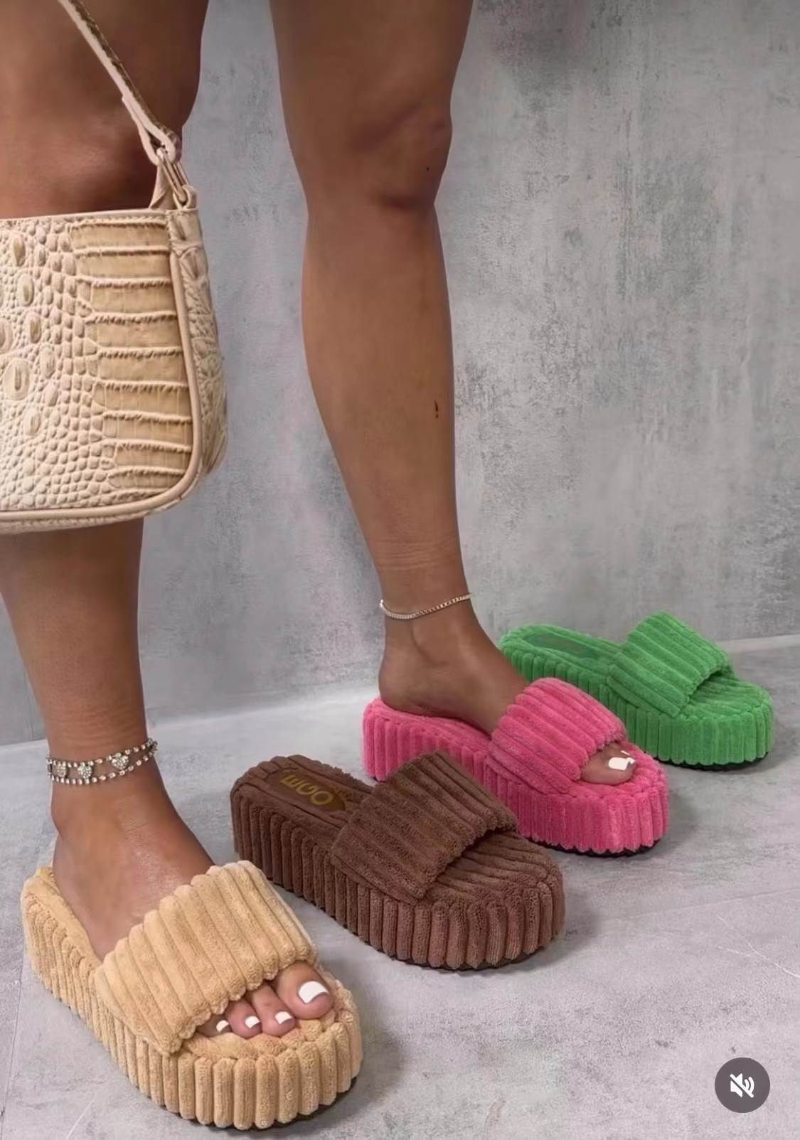 大码厚底外穿毛毛拖鞋fur women wedge slippers summer sandals