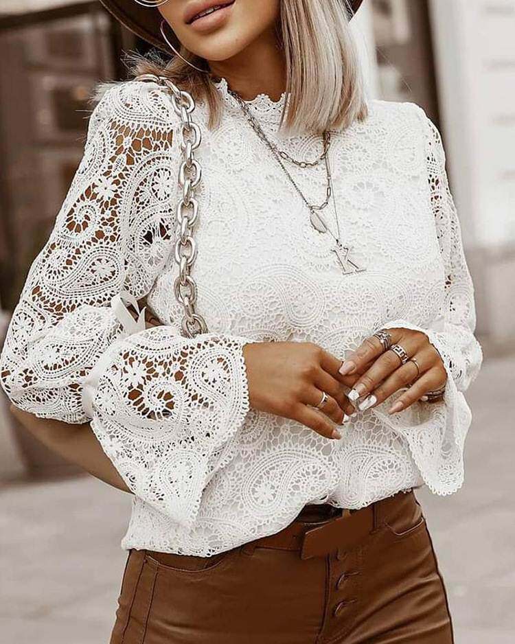 Women Hollow Out Long Sleeve Lace Blouse长袖黑白蕾丝衫上衣女