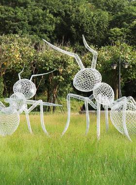 不锈钢镂空梅花鹿雕塑铁艺户外草坪园林景观小品蚂蚁发光动物装饰