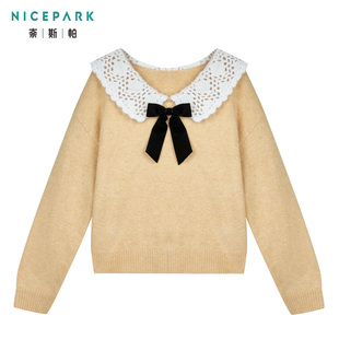 奈斯帕2025冬季新款田园风娃娃领长袖毛衣女甜美减龄气质百搭上衣