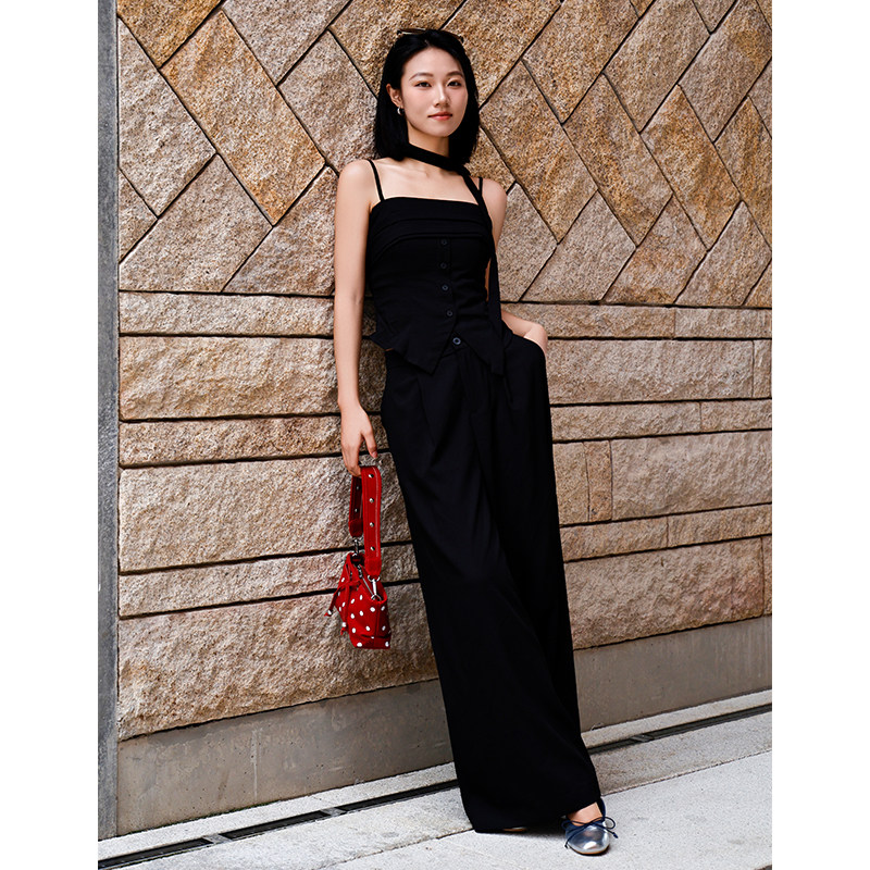 奈斯帕女夏显瘦吊带阔腿裤套装图片