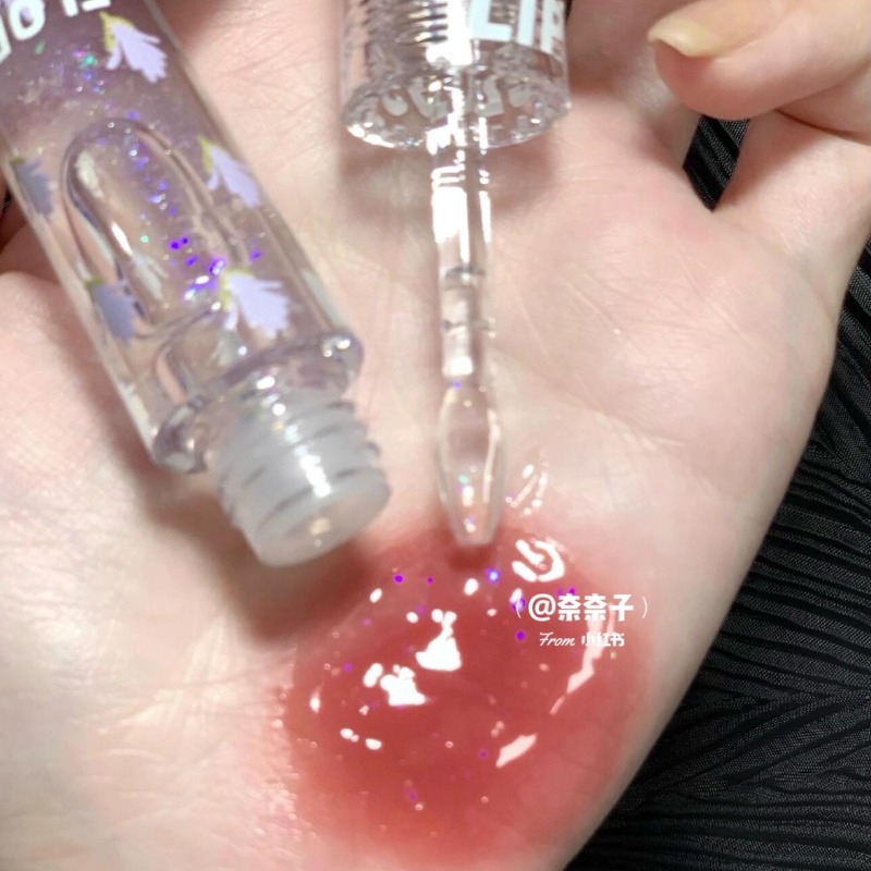 颜值爆表的花洛莉亚护唇油