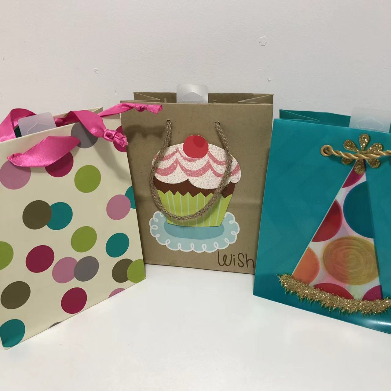 Hallmark贺曼欧美原版日常生日圣诞礼品袋