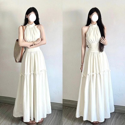 法式温柔风白色无袖挂脖背心吊带连衣裙子女夏季2025新款收腰长裙
