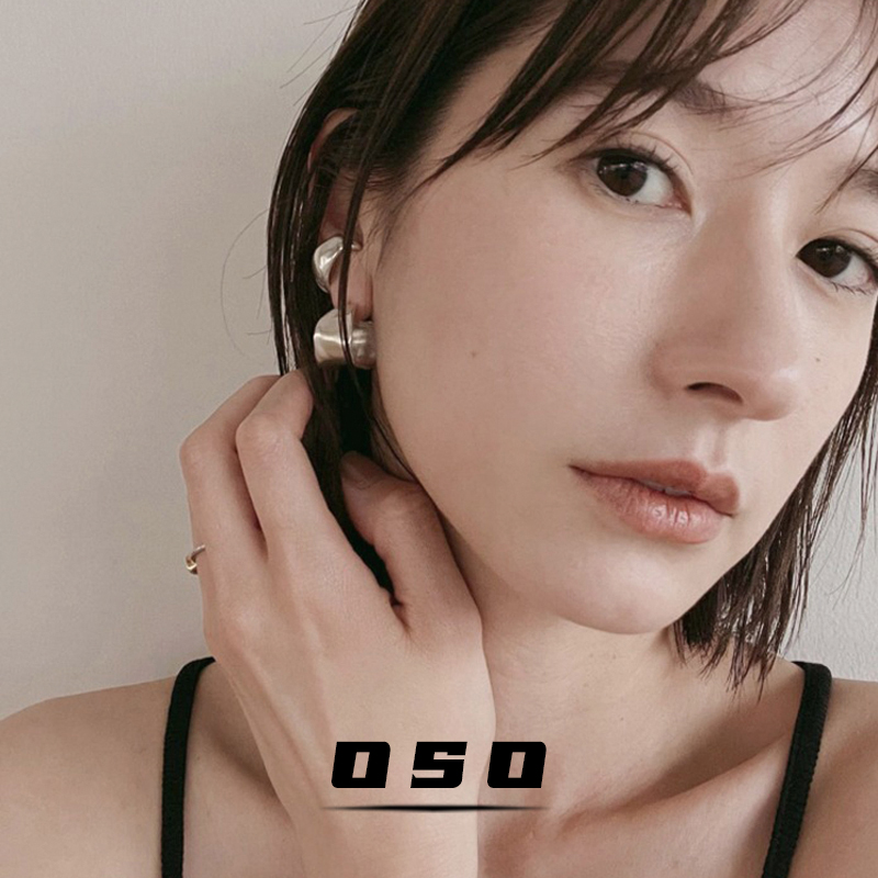 松本惠奈同款弧形磨砂C形耳圈女