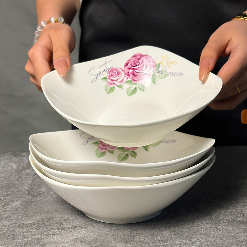 玫瑰四角盘子菜盘家用2025新款陶瓷翘边盘高颜值碟子凉菜专用盘