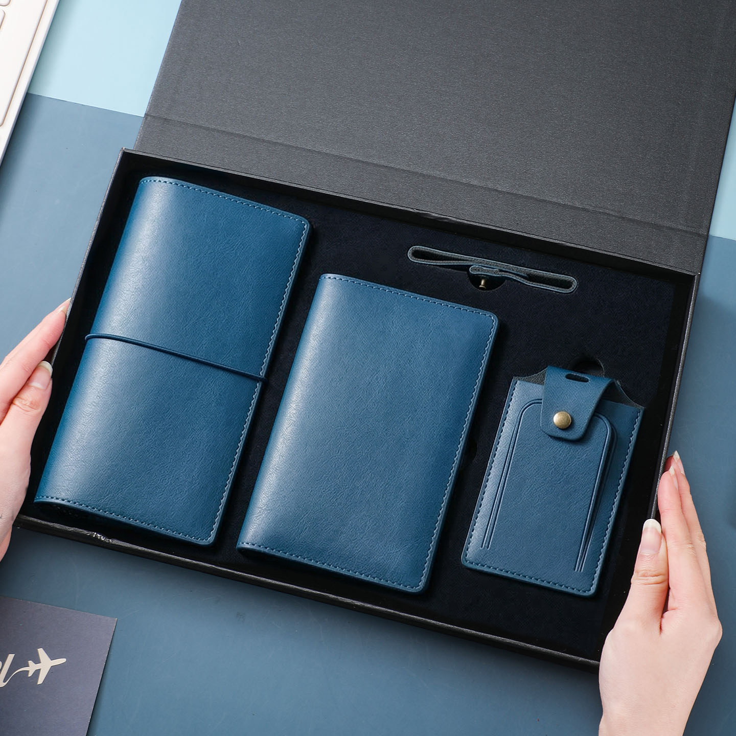 真皮护照夹卡包证件收纳包旅行行李登记牌机票夹保护套旅行记录本一体