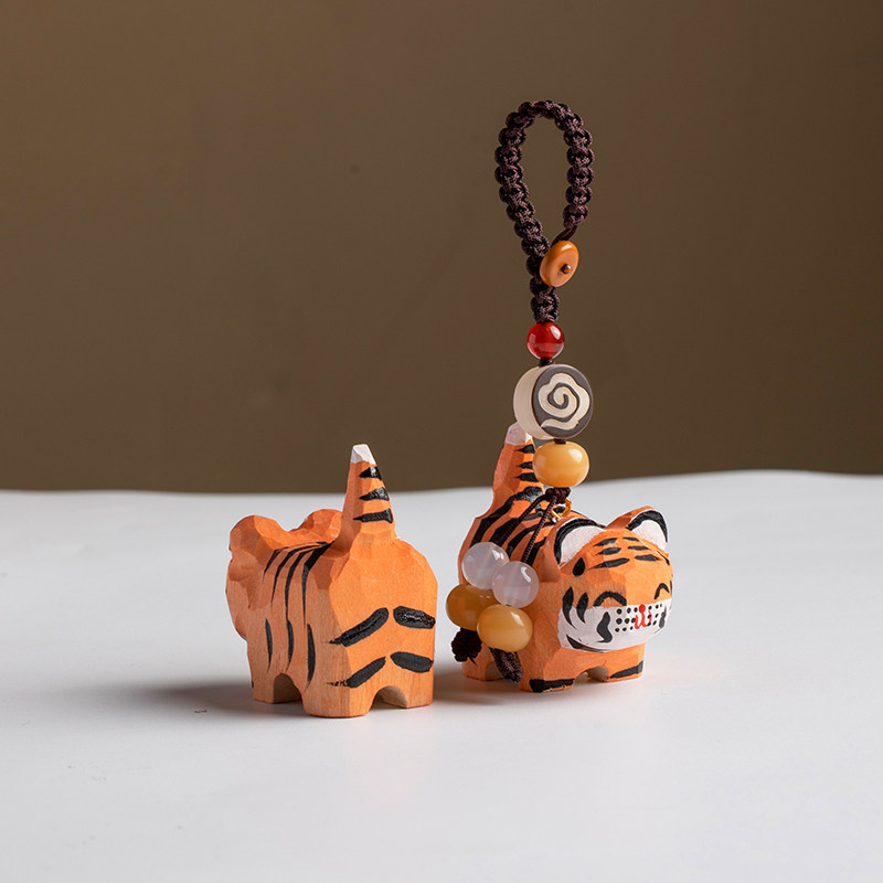 手工木雕生肖虎汽车钥匙扣挂件平安桃木治愈系小老虎精致挂饰吊坠,节庆用品/礼品,钥匙扣,淘宝优惠券,粉丝福利购,淘宝优惠卷
