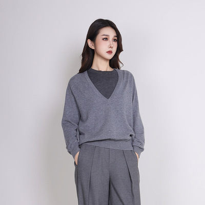 简表达纯羊毛V领内搭打底衫